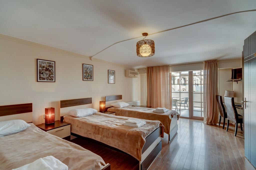 Liva Hotel Tbilisi Værelse billede