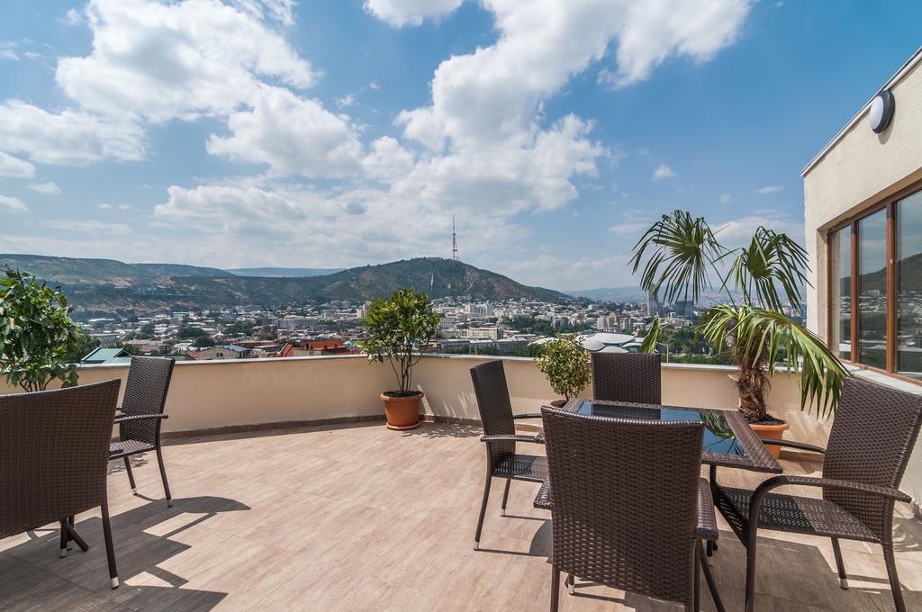 Liva Hotel Tbilisi Eksteriør billede